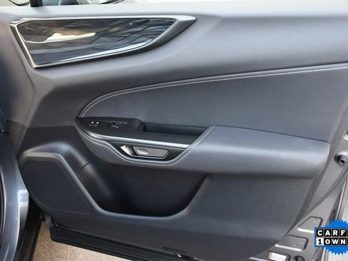 Used 2025 Lexus NX 350h AWD w/ Premium Package image 18