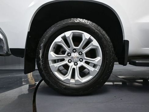 Used 2023 Chevrolet Silverado 1500 LTZ w/ LTZ Convenience Package II image 17