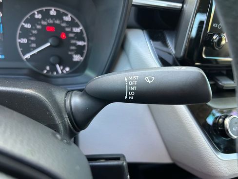 Used 2023 Toyota Corolla LE image 19