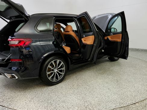 Used 2023 BMW X5 xDrive40i w/ Executive Package AWD/4WD image 12