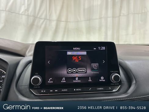 Used 2023 Nissan Rogue SV w/ SV Premium Package image 29