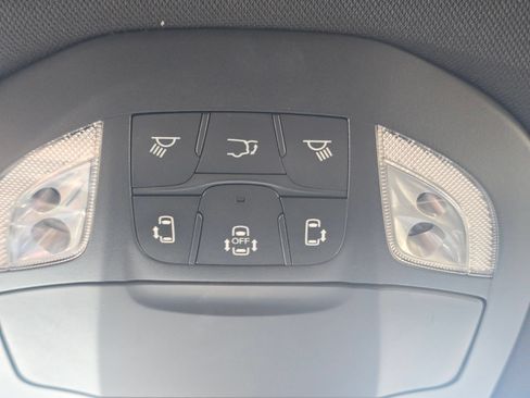 Used 2021 Chrysler Pacifica Touring w/ S Appearance Package FWD image 30
