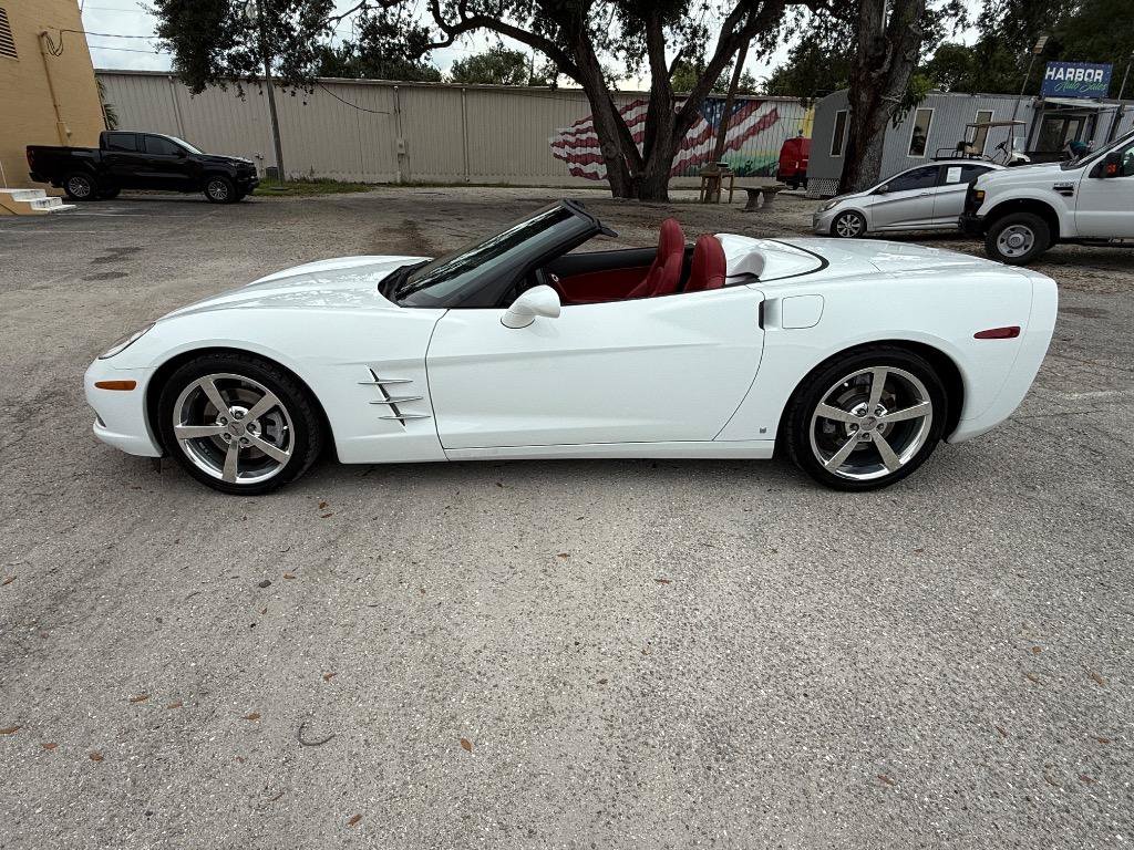 Used 2009 Chevrolet Corvette Convertible w/ Preferred Equipment Group RWD image 12
