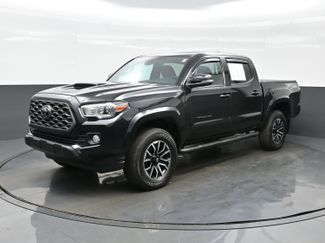 Used 2020 Toyota Tacoma TRD Sport video 2