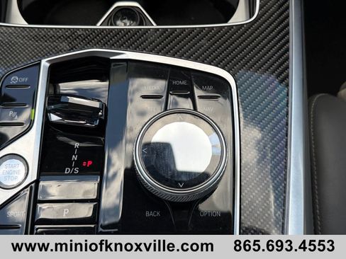 Used 2024 BMW X7 M60i AWD/4WD image 31
