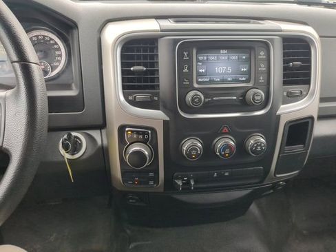 Used 2017 RAM 1500 Classic SLT AWD/4WD image 21