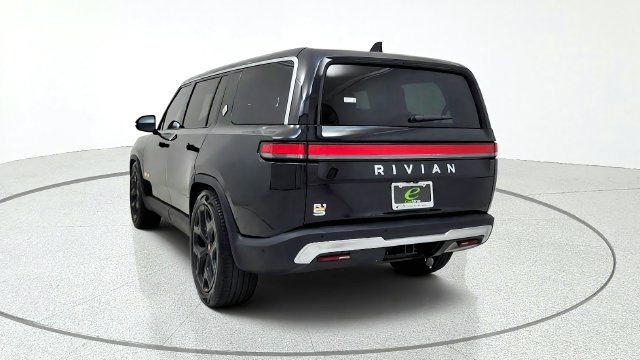 Used 2024 Rivian R1S Adventure Quad AWD/4WD image 6