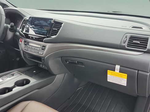 New 2026 Honda Ridgeline RTL image 16