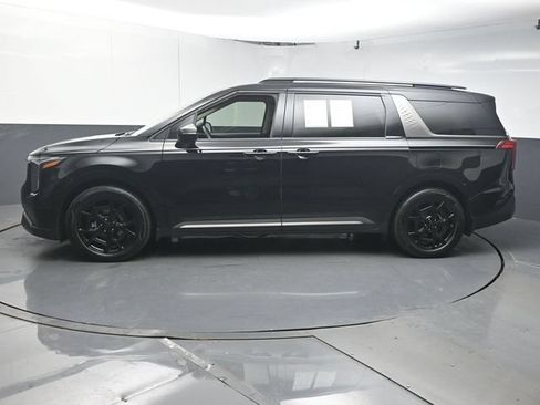 Used 2026 Kia Carnival SX w/ SX Dark Edition Package FWD image 5