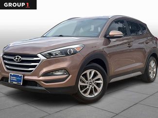 Used 2017 Hyundai Tucson SE Plus w/ Cargo Package video 1