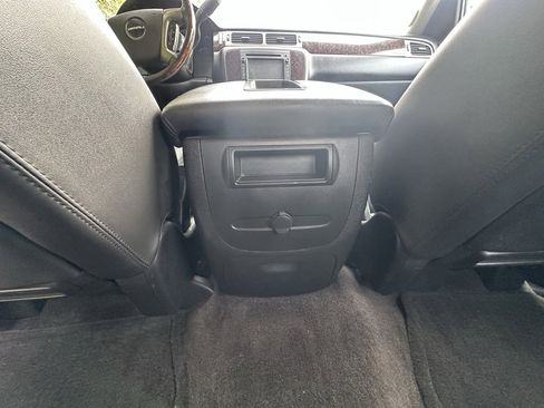 Used 2012 GMC Sierra 2500 Denali w/ Suspension Package, Off-Road image 19