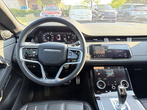 Used 2022 Land Rover Range Rover Evoque R-Dynamic S AWD/4WD image 4