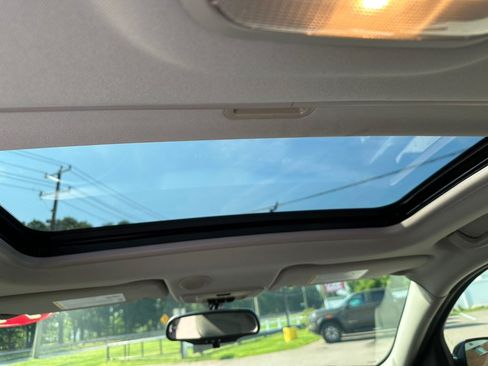 Used 2014 Chevrolet Impala LT w/ LT Sunroof Package FWD image 25