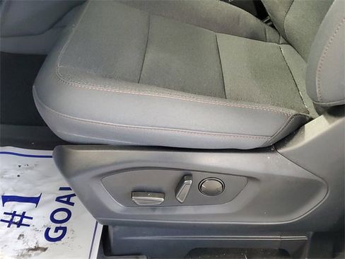 Used 2025 Ford Explorer Active image 13