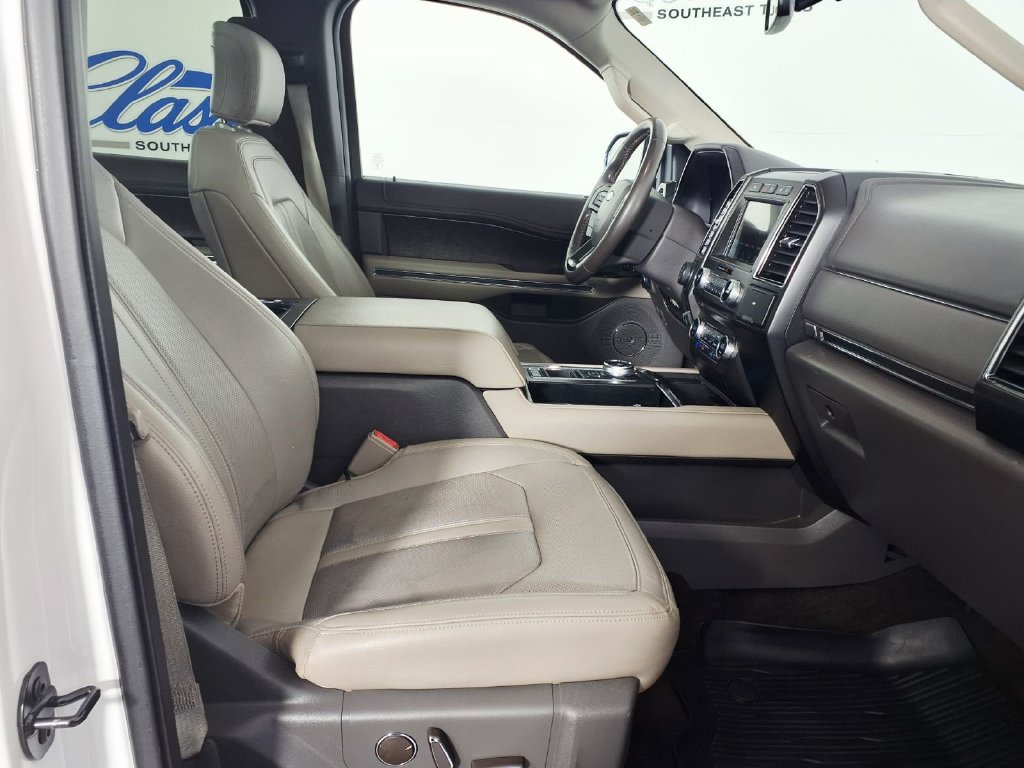 Used 2018 Ford Expedition Max Limited w/ Equipment Group 302A RWD image 9
