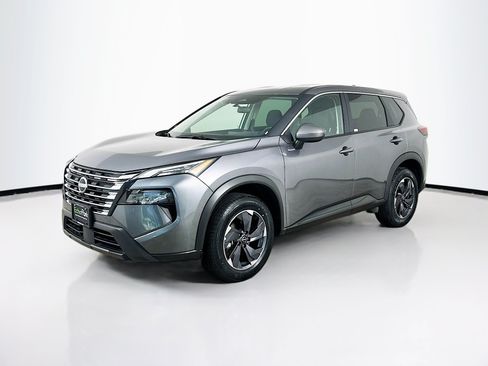 Used 2025 Nissan Rogue SV FWD image 3