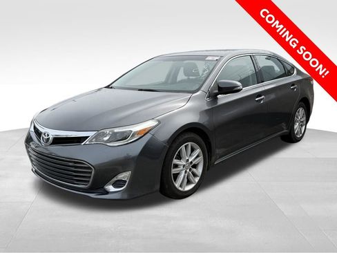 Used 2015 Toyota Avalon XLE image 1