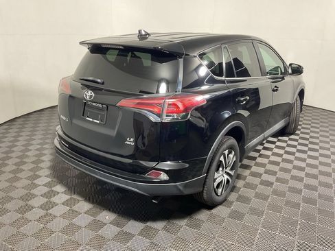 Used 2018 Toyota RAV4 LE w/ All Weather Liner Package AWD/4WD image 16
