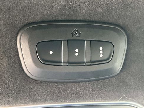 Used 2022 Maserati MC20 Coupe RWD image 25