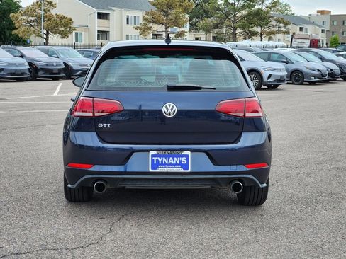 Used 2018 Volkswagen GTI SE FWD image 6