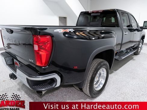 Used 2025 Chevrolet Silverado 3500 LTZ w/ LTZ Plus Package image 5