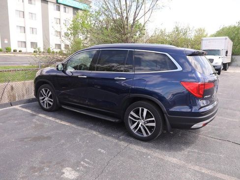 Used 2016 Honda Pilot Touring image 7
