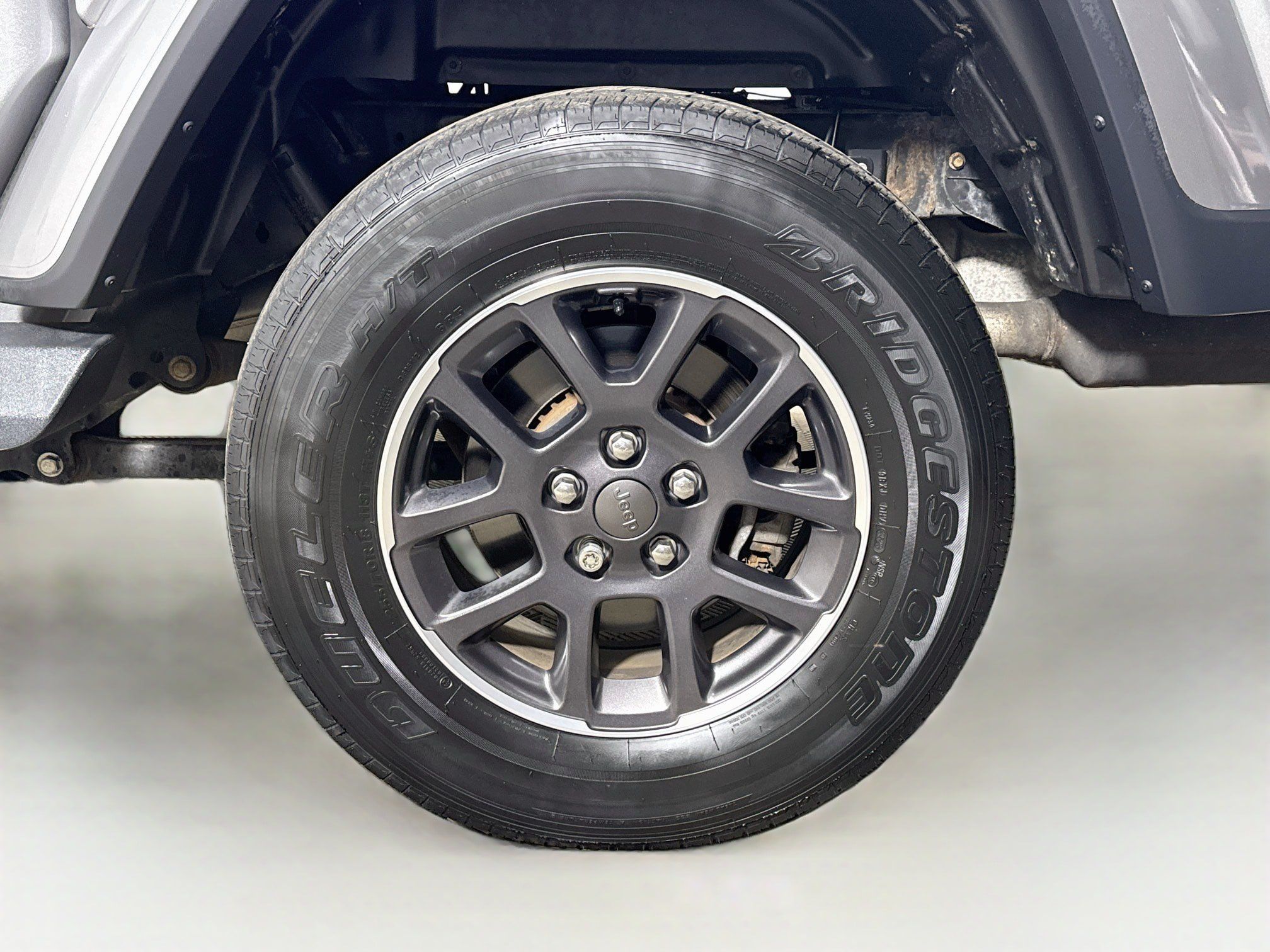 Used 2020 Jeep Gladiator Overland AWD/4WD image 30