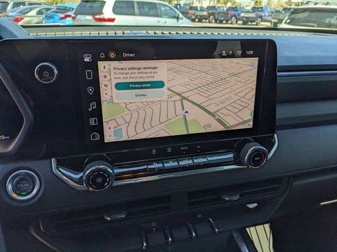 Used 2024 Chevrolet Colorado Trail Boss w/ Advanced Trailering Package image 26