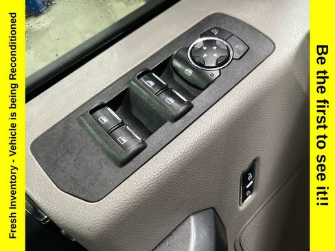 Used 2015 Ford F150 XLT w/ Equipment Group 302A Luxury image 8