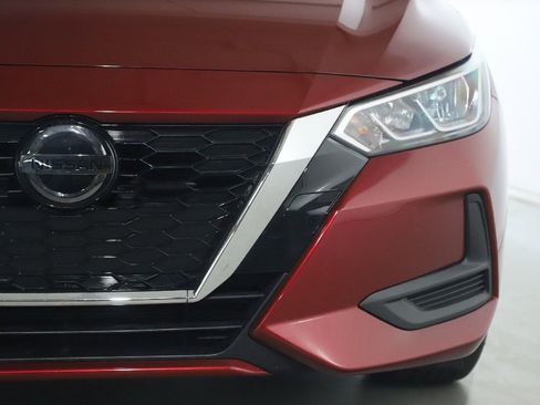 Used 2023 Nissan Sentra SV FWD image 8