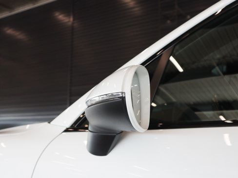 Used 2023 Porsche Cayenne S Platinum image 29