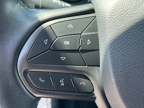 Used 2019 Jeep Cherokee Trailhawk w/ Cold Weather Group AWD/4WD image 39
