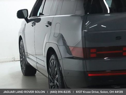 Used 2025 Hyundai Santa Fe Calligraphy AWD/4WD image 6