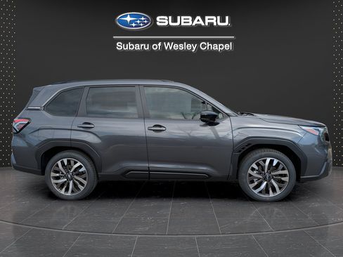 Used 2026 Subaru Forester Touring AWD/4WD image 4