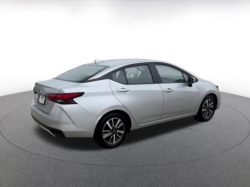 Used 2025 Nissan Versa SV FWD image 14