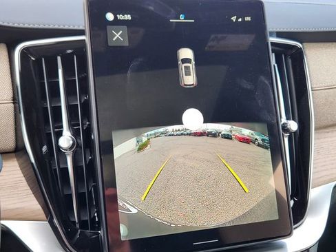 New 2026 Volvo XC90 B5 Core image 22