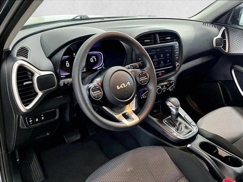 Used 2024 Kia Soul LX FWD image 14