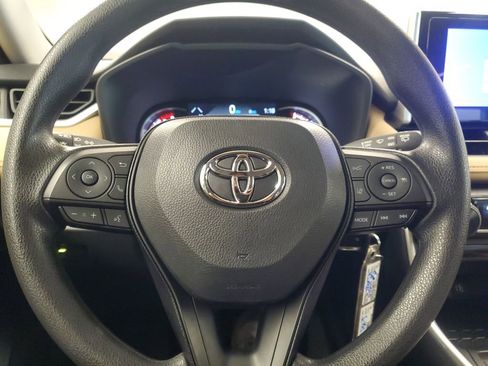 Used 2025 Toyota RAV4 LE FWD image 19