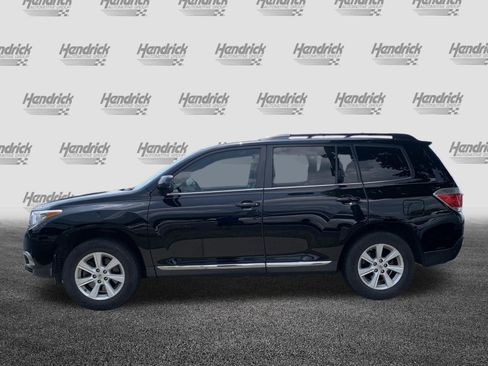 Used 2012 Toyota Highlander SE w/ Tow Pkg FWD image 7
