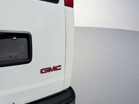 Used 2023 GMC Savana 2500 w/ Driver Convenience Package RWD image 28