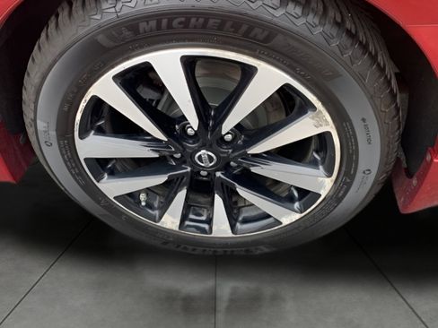 Used 2018 Nissan Altima 2.5 SV w/ 2.5 SV Technology Package image 19