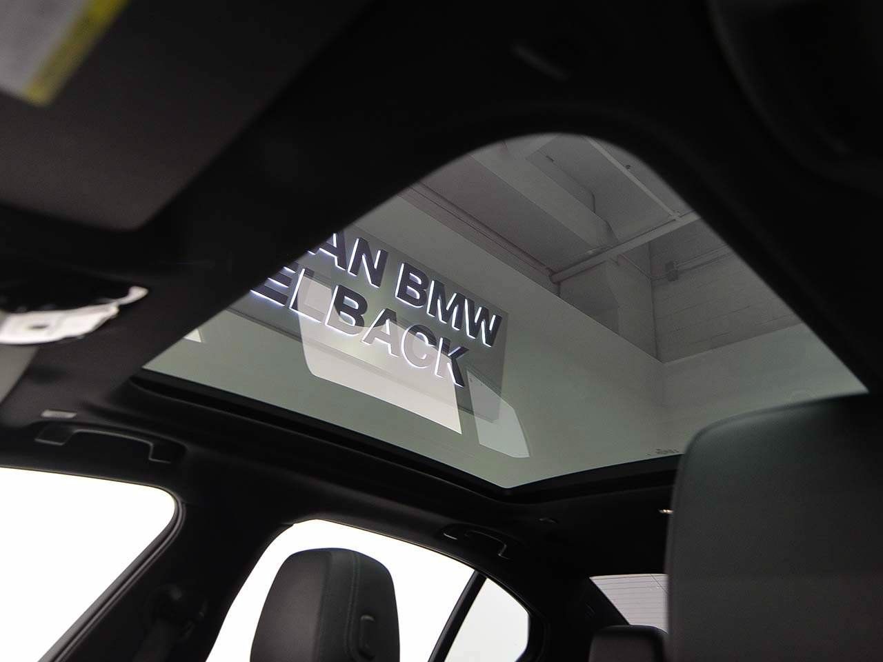 Used 2024 BMW i5 eDrive40i w/ M Sport Package RWD image 7