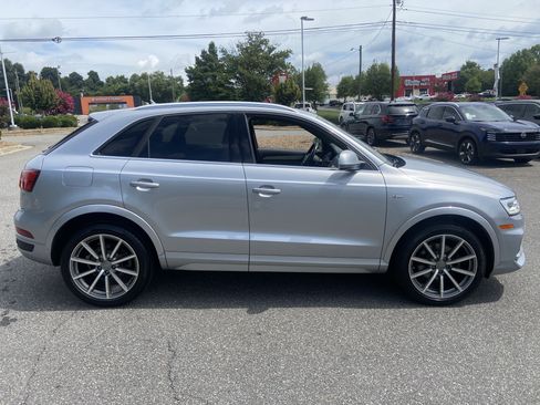 Used 2018 Audi Q3 2.0T Premium Plus w/ Premium Plus Package FWD image 4