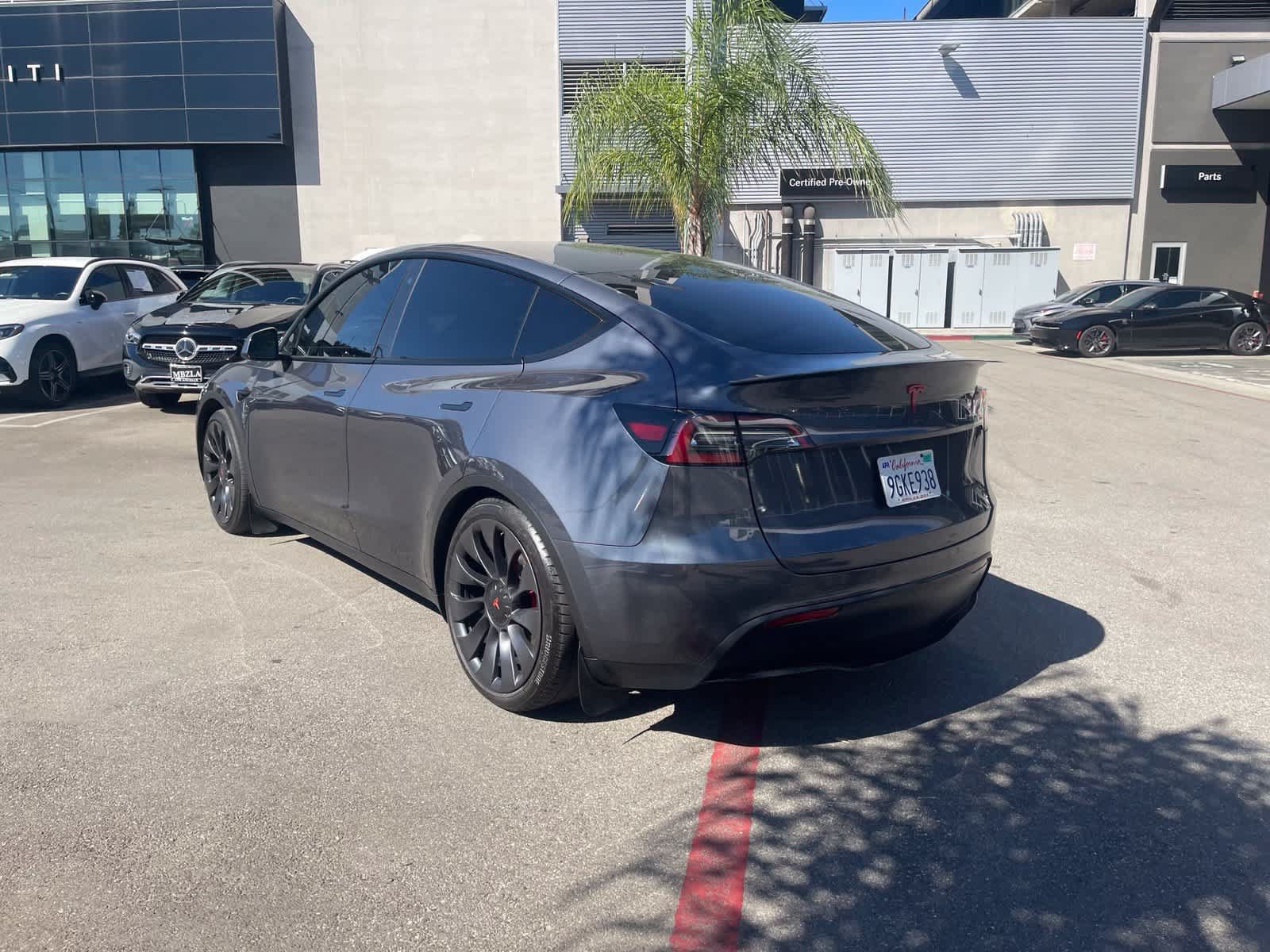 Used 2023 Tesla Model Y Performance AWD/4WD image 4