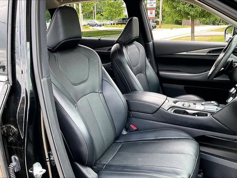 Certified 2023 INFINITI QX60 Luxe w/ Cargo Package AWD/4WD image 28
