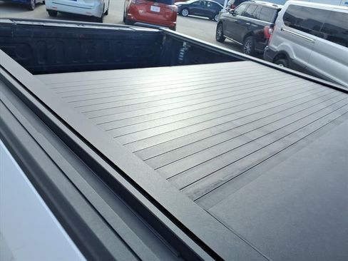 Used 2018 Ford F150 Platinum w/ Equipment Group 701A Luxury image 5