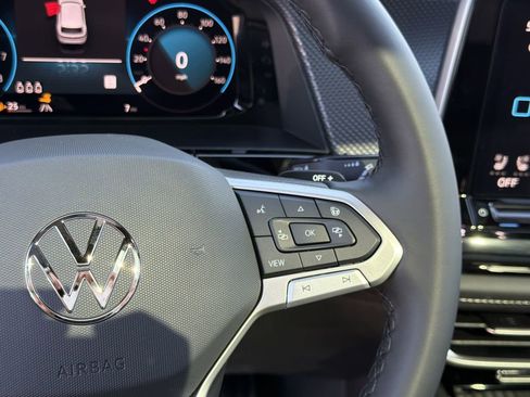 New 2026 Volkswagen Atlas Cross Sport SEL R-Line AWD/4WD image 28
