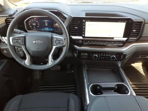 New 2026 Chevrolet Silverado 2500 LT w/ Trail Boss Package AWD/4WD image 12