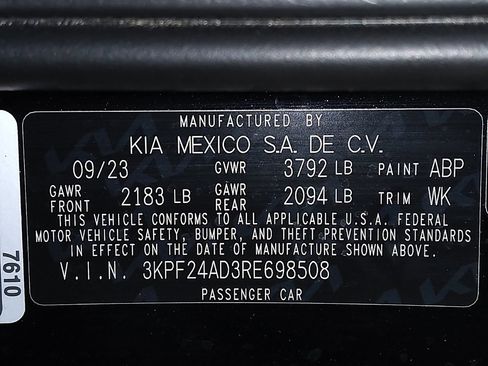 Used 2024 Kia Forte LXS w/ LXS Technology Package image 33