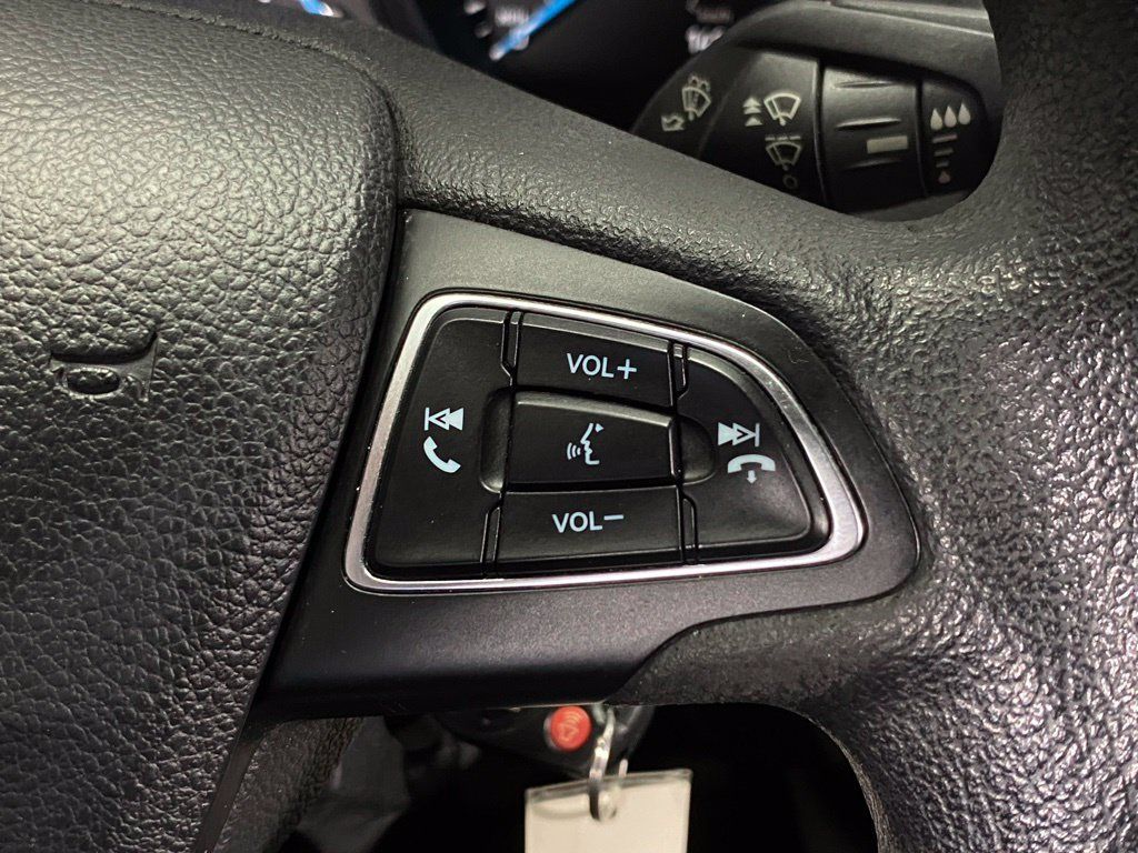 Used 2016 Ford Focus SE w/ SE Power Seat Package FWD image 31